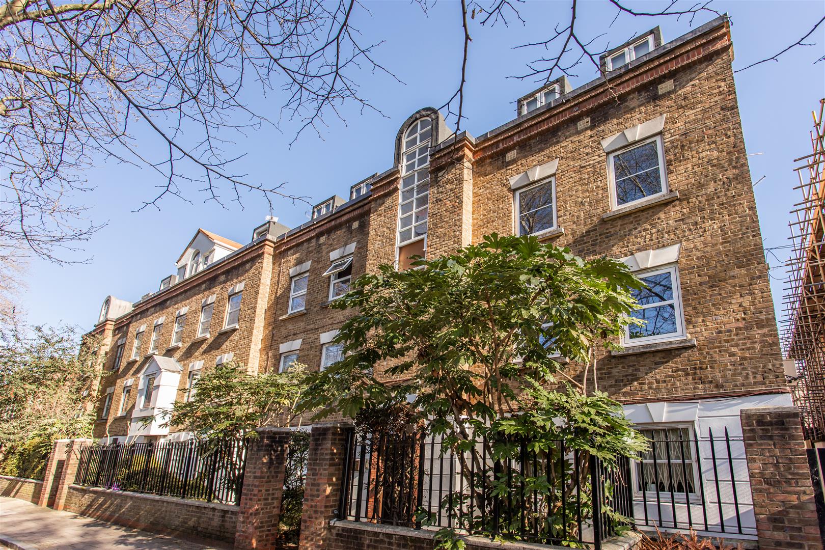 Beatrice House, Stepney Green